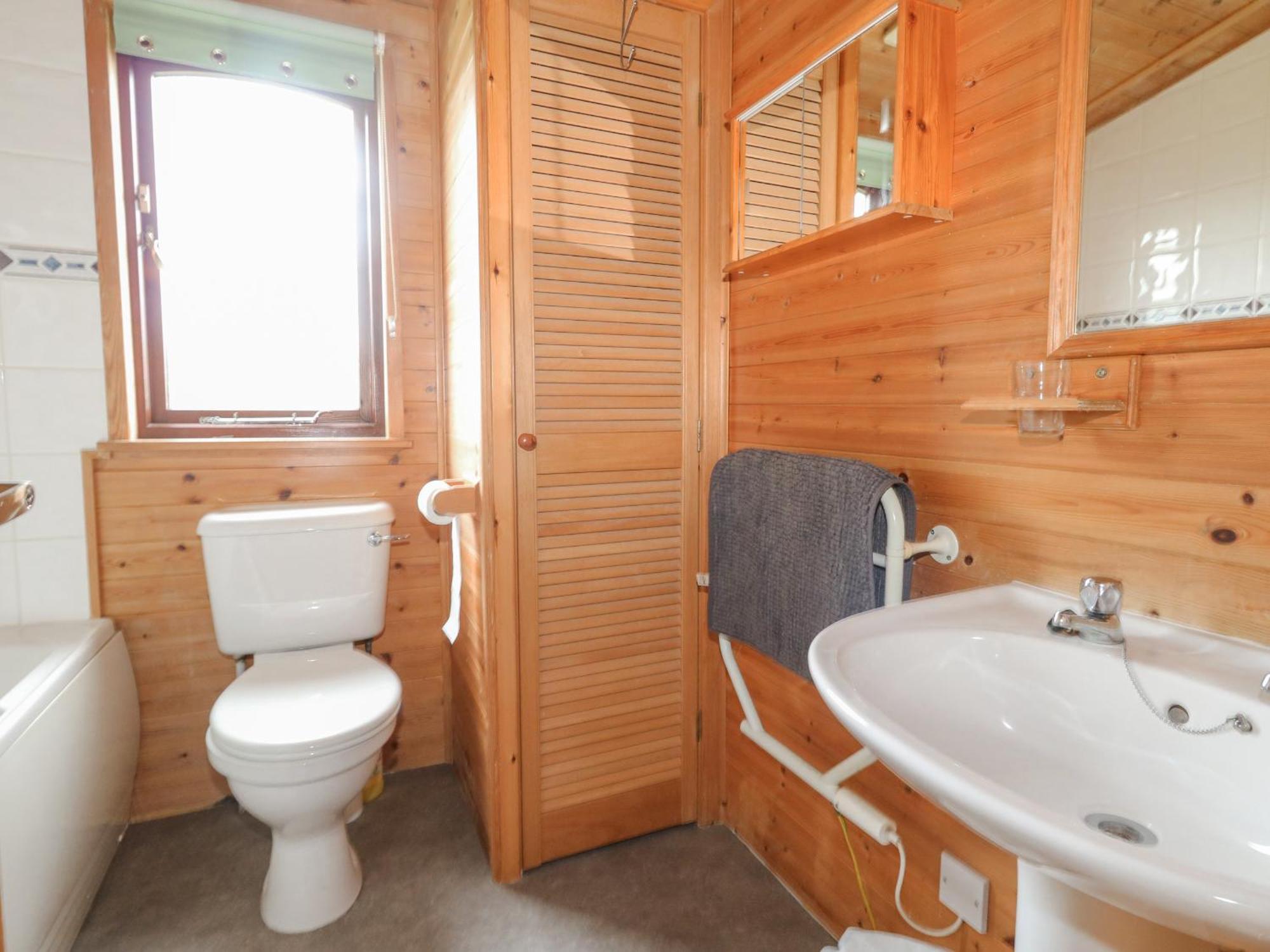 16 Amber Wood Lodge ليمنجتون المظهر الخارجي الصورة