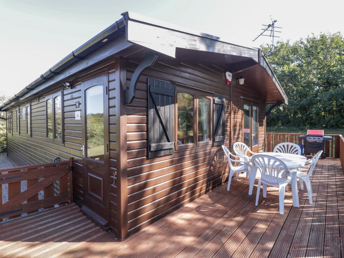 16 Amber Wood Lodge ليمنجتون المظهر الخارجي الصورة
