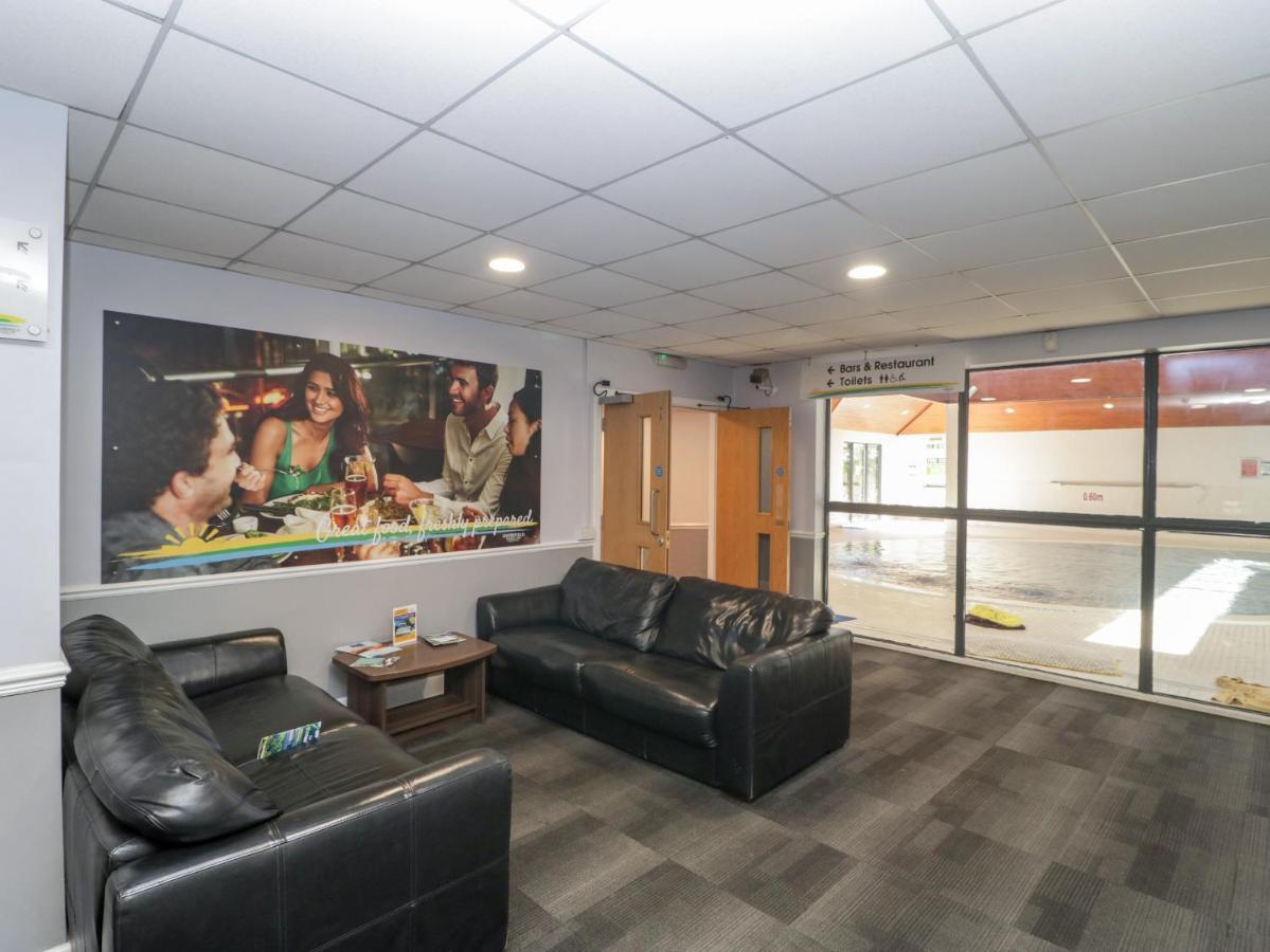 16 Amber Wood Lodge ليمنجتون المظهر الخارجي الصورة